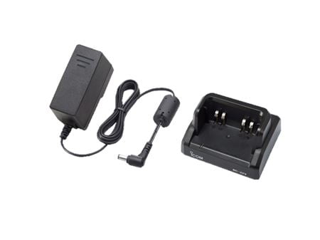 <b>ICOM BC-223 </b> <br>Bureau-snellader <br> <b> Geschikt voor <br> IC-R15 & IC-R30 </b>
